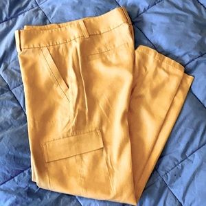 NWOTs Ann Taylor khaki cargo pants size 0